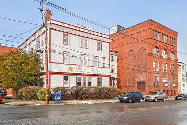 Exterior of 271 Western (Lydia Pinkham Building)